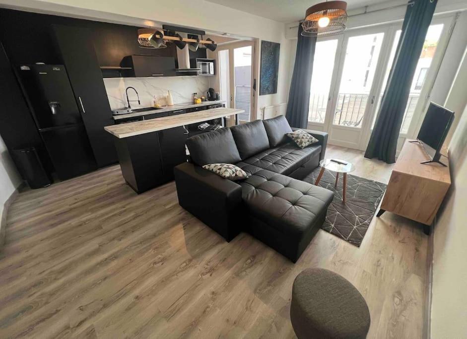 Superbe Appart+Parking Pau- Place Verdun Zewnętrze zdjęcie
